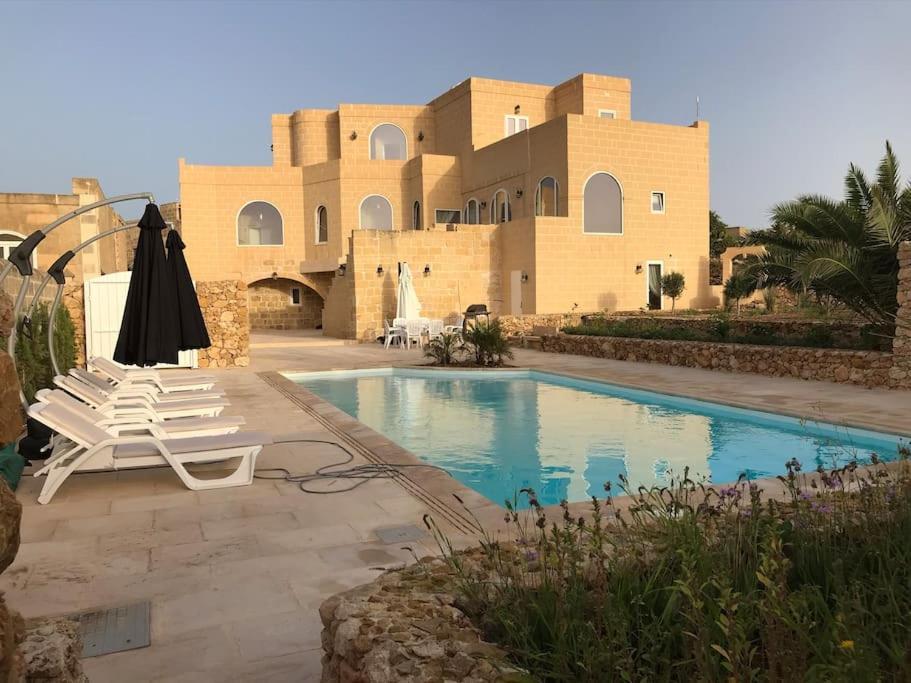 Farmhouse Villa With Large Pool And Garden In Gozo Gharb  Exterior photo