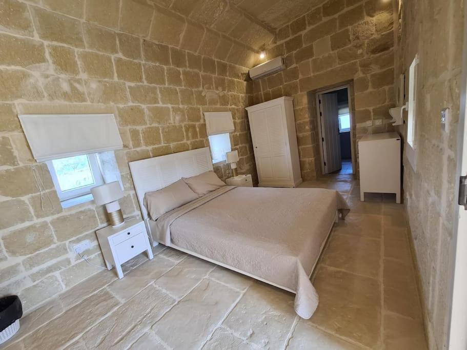 Farmhouse Villa With Large Pool And Garden In Gozo Gharb  Exterior photo