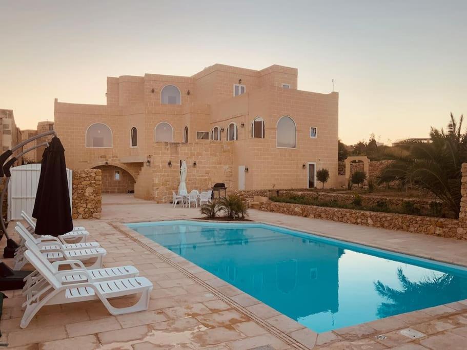 Farmhouse Villa With Large Pool And Garden In Gozo Gharb  Exterior photo