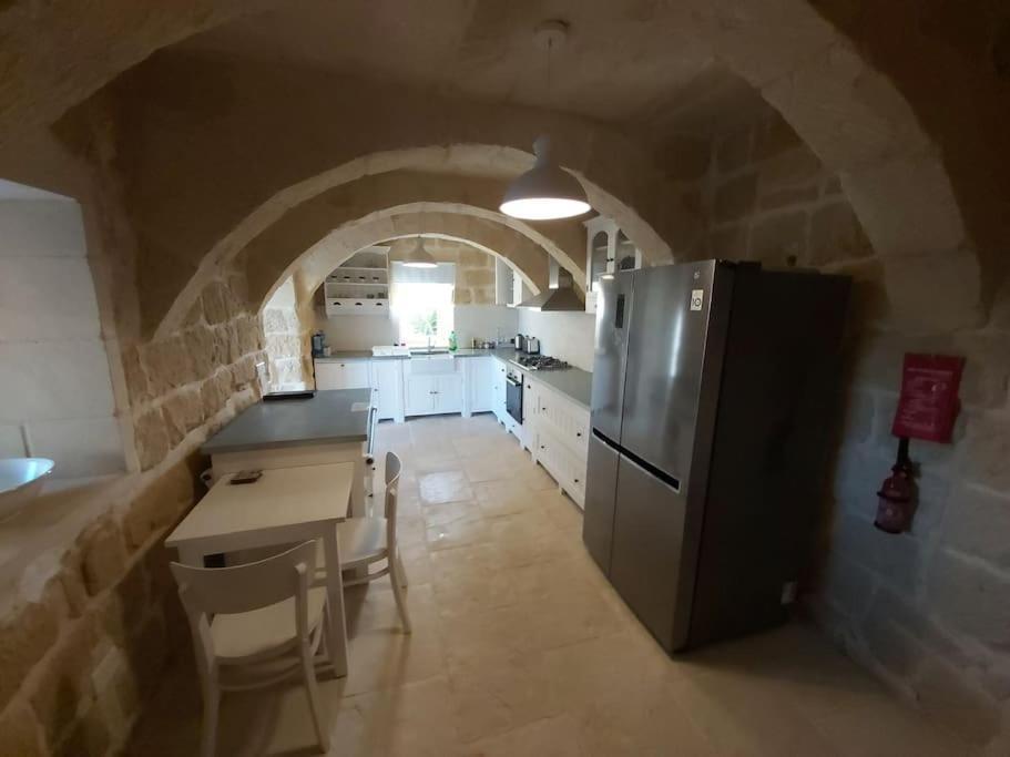 Farmhouse Villa With Large Pool And Garden In Gozo Gharb  Exterior photo