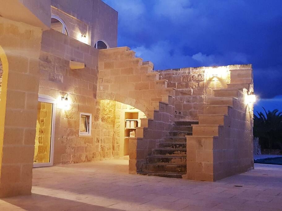 Farmhouse Villa With Large Pool And Garden In Gozo Gharb  Exterior photo